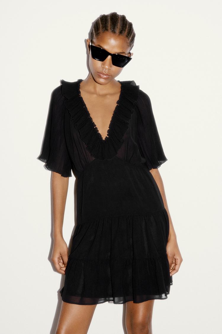 ROBE AVEC MANCHES PLISSEES A VOLANT Noir ZARA France